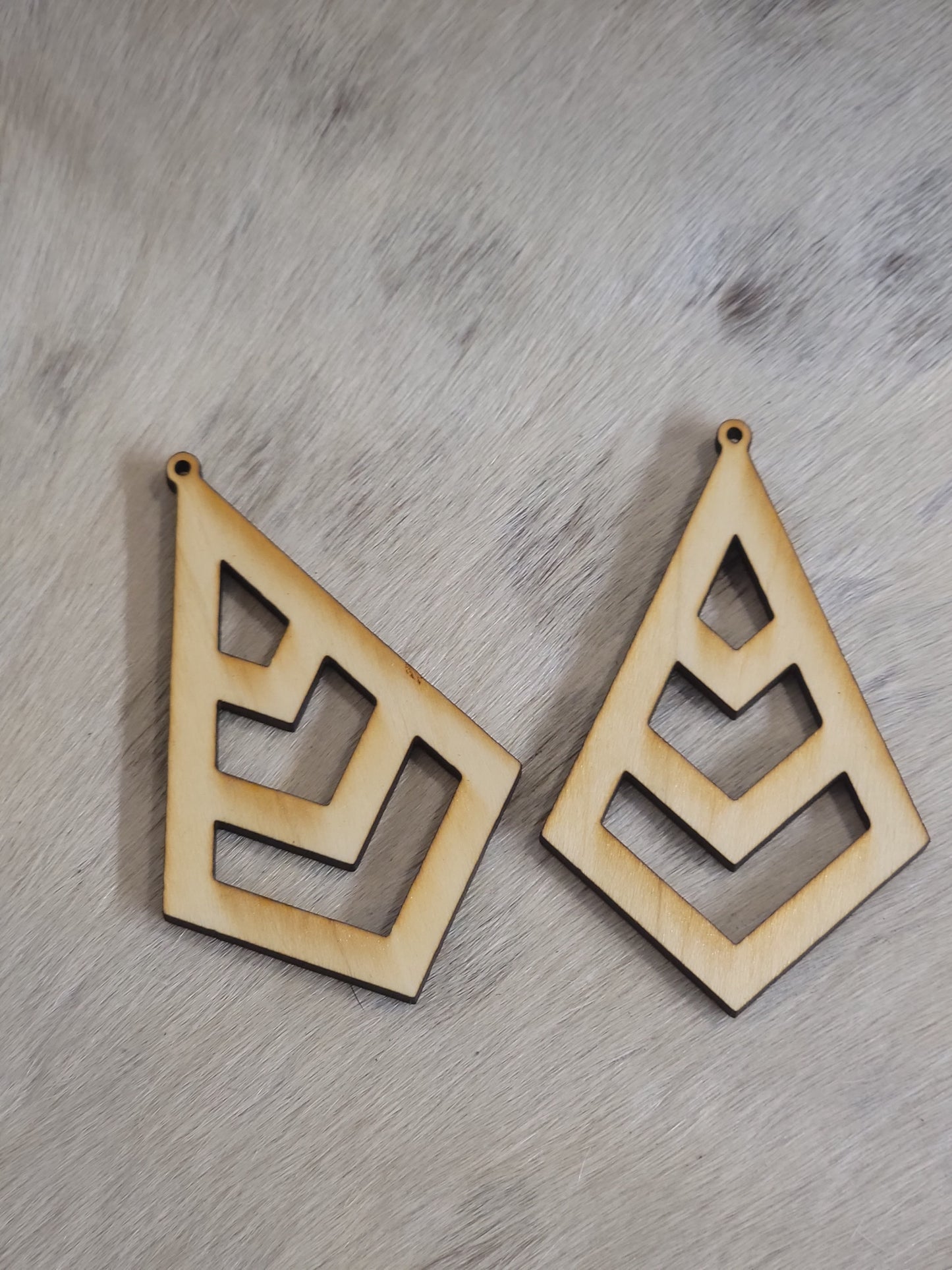 Basswood Earring (F)